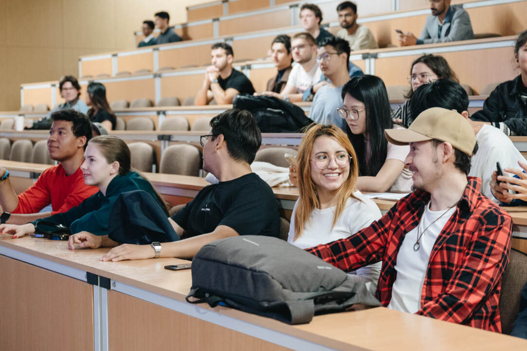 Illustration for news: Orientation Sessions for International Students: ‘Being at HSE University Today is a Dream Come True’